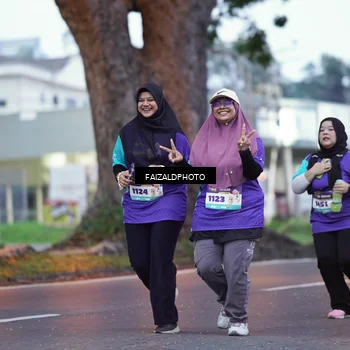 Runner Photo 8325646