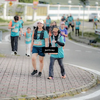 Runner Photo 8325647
