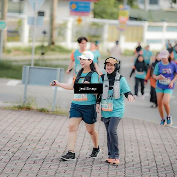 Runner Photo 8325652