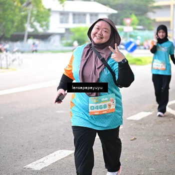 Runner Photo 8325655