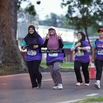 Runner Photo 8325669