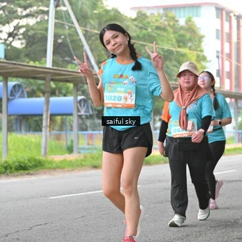 Runner Photo 8325672