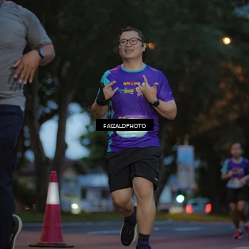 Runner Photo 8325695