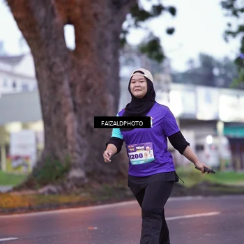 Runner Photo 8325709