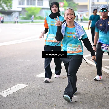 Runner Photo 8325714