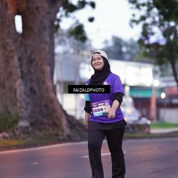 Runner Photo 8325715