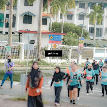Runner Photo 8325720