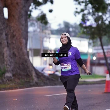 Runner Photo 8325726