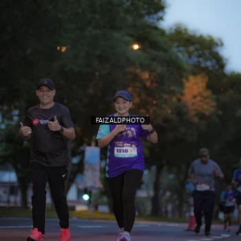 Runner Photo 8325729