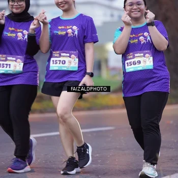 Runner Photo 8325743