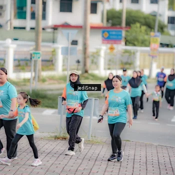 Runner Photo 8325764
