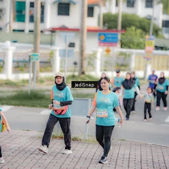 Runner Photo 8325767