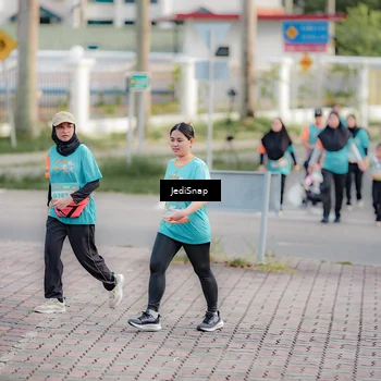 Runner Photo 8325778