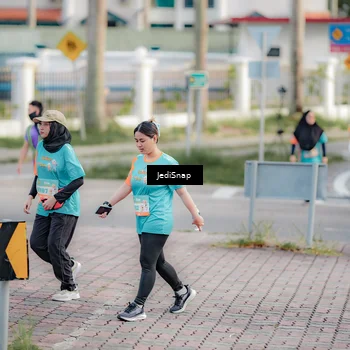 Runner Photo 8325802