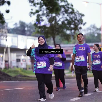 Runner Photo 8325806