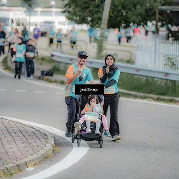 Runner Photo 8325808