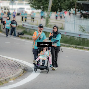 Runner Photo 8325809