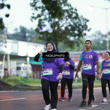 Runner Photo 8325810