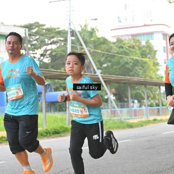 Runner Photo 8325812