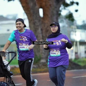 Runner Photo 8325818