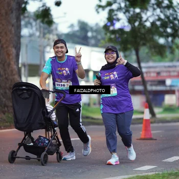 Runner Photo 8325825