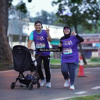 Runner Photo 8325833