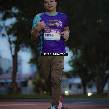 Runner Photo 8325834