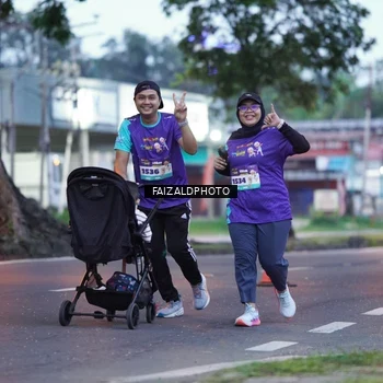 Runner Photo 8325835