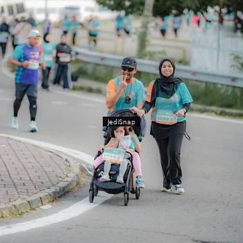Runner Photo 8325837