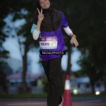 Runner Photo 8325848