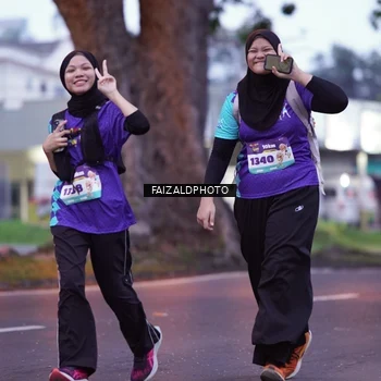Runner Photo 8325852