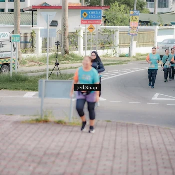 Runner Photo 8325890