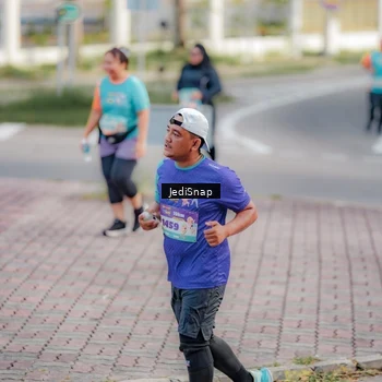 Runner Photo 8325905