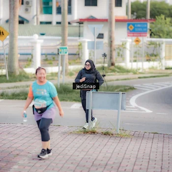 Runner Photo 8325915