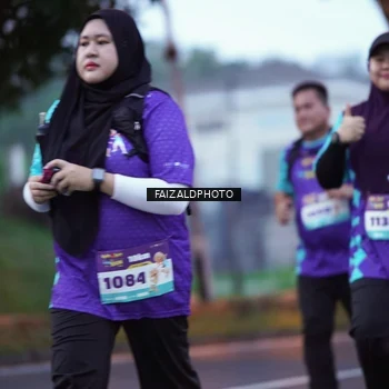 Runner Photo 8325933