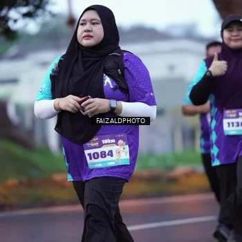 Runner Photo 8325945