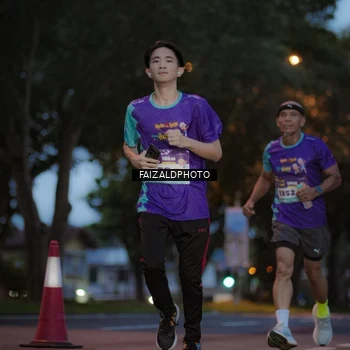 Runner Photo 8325949