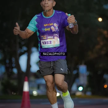 Runner Photo 8325951