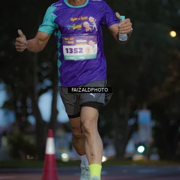 Runner Photo 8325952