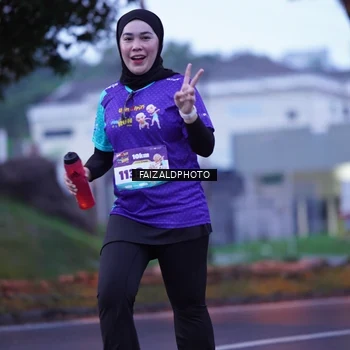 Runner Photo 8325956