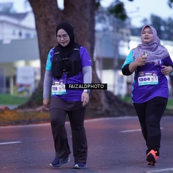 Runner Photo 8325971