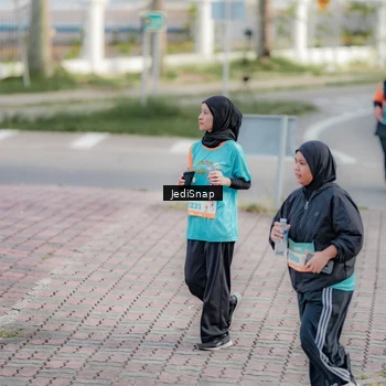 Runner Photo 8325977