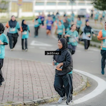 Runner Photo 8325980