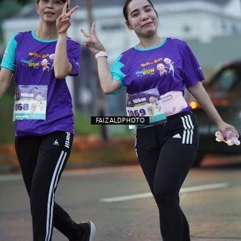 Runner Photo 8325990