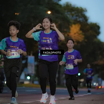 Runner Photo 8326007