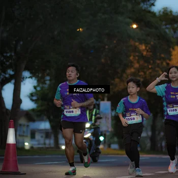 Runner Photo 8326009