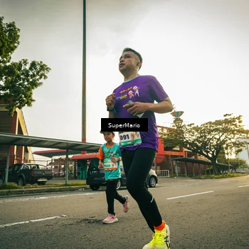 Runner Photo 8326010