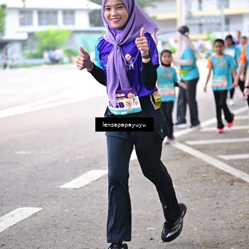Runner Photo 8326011