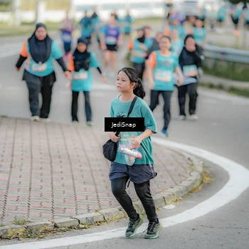 Runner Photo 8326016