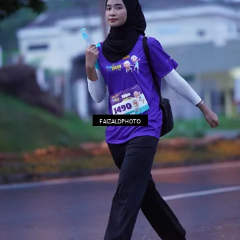 Runner Photo 8326030